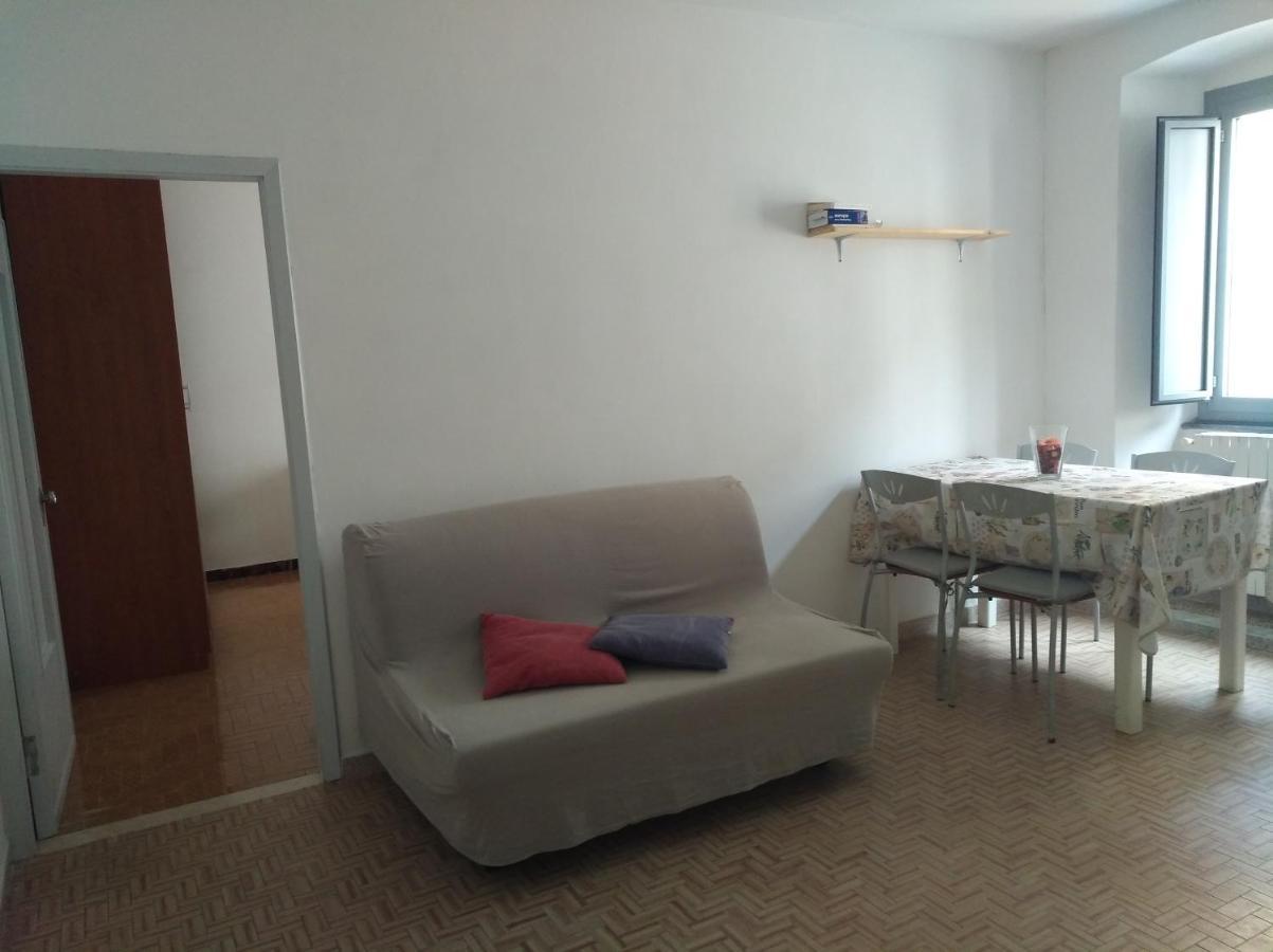 Appartamento A Fosdinovo Luaran gambar